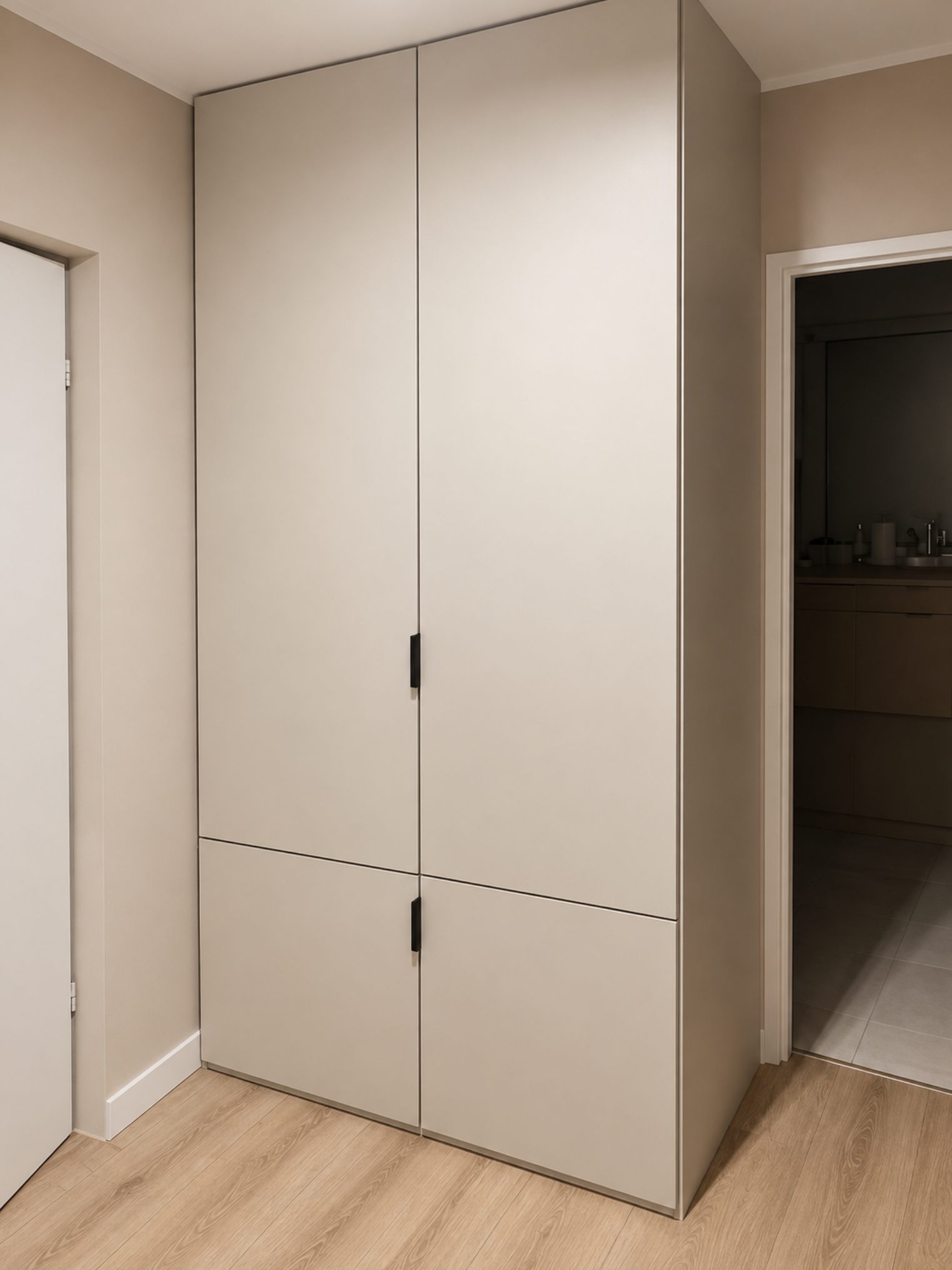 Szafa zabudowana do sufitu - realizacja Stylprojekt